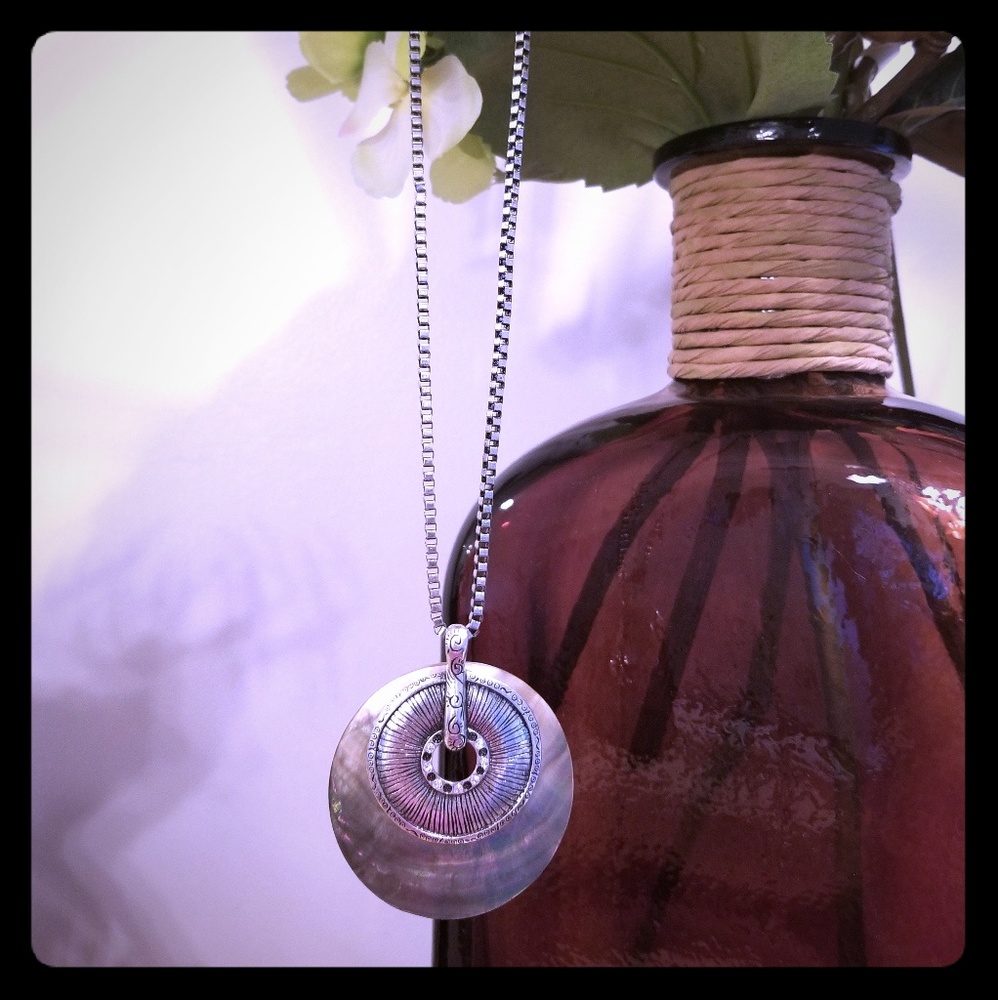 Shell necklace